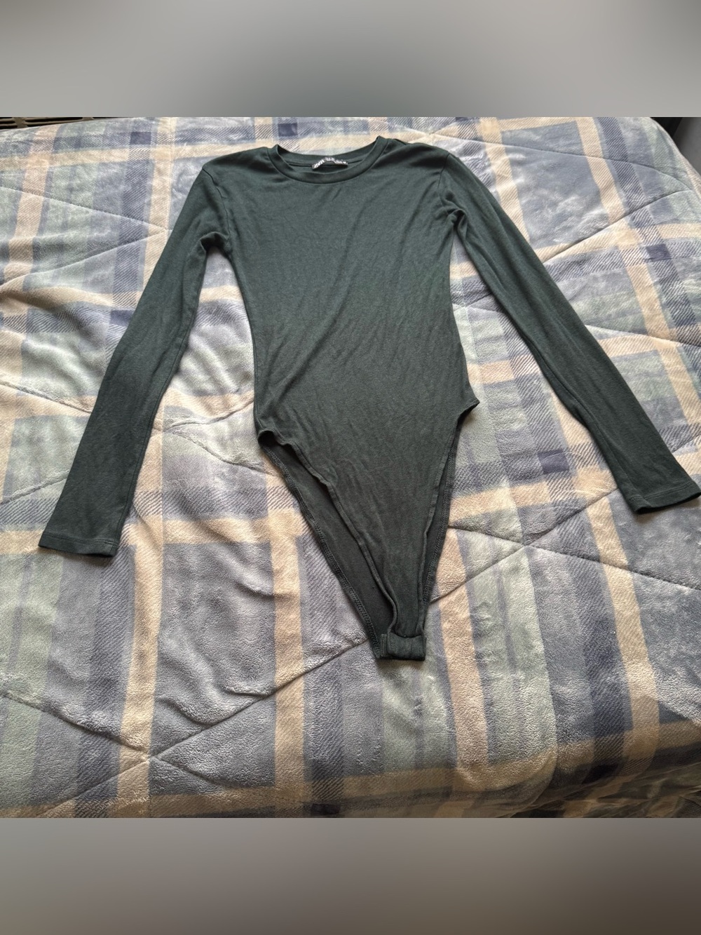 Zara Dark Green Long Sleeve Bodysuit - Crew Neck
